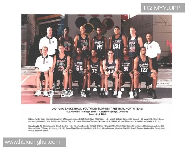 姚明与阿巴斯的篮球传奇对决与友谊交织的故事 姚明与阿巴斯的篮球传奇对决与友谊交织的故事