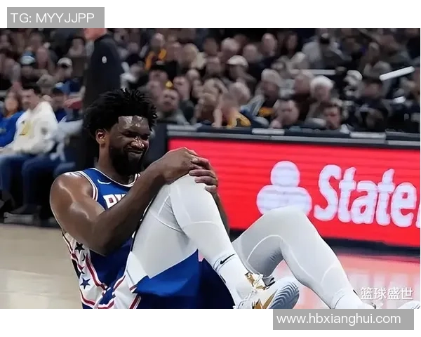 乔尔恩比德从高尔夫球场到篮球赛场的传奇人生转折与奋斗历程